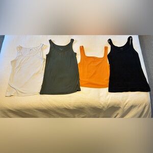 Bundle of Women's Tank Tops (GAP, Old Navy, Target)